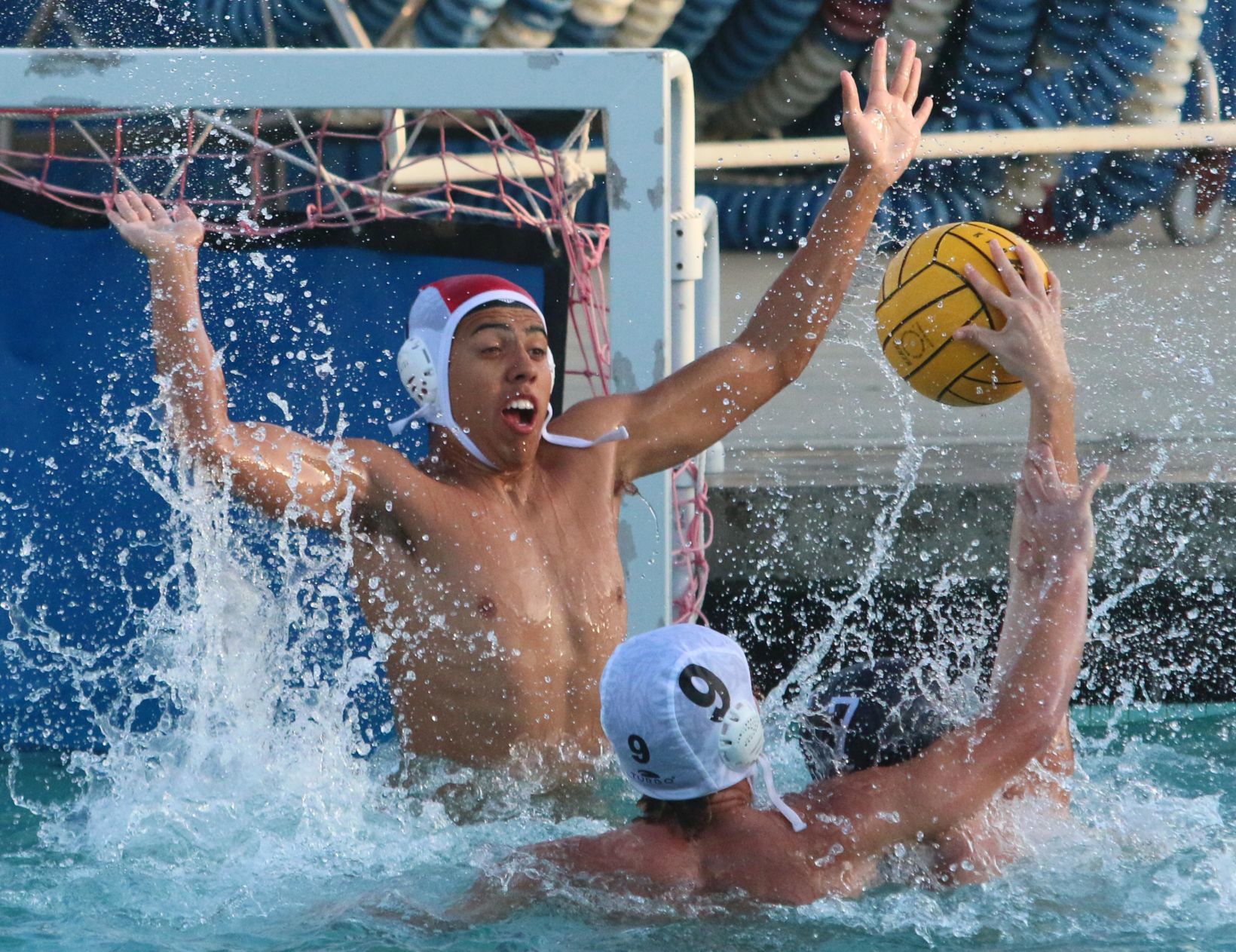 Huskies survive Tigers’ comeback attempts